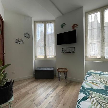 Studio De La Poterie Vermenton Экстерьер фото