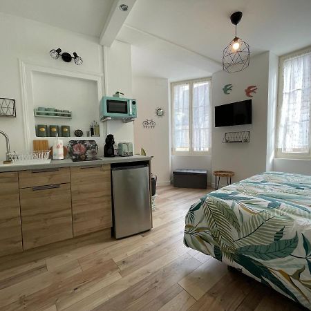 Studio De La Poterie Vermenton Экстерьер фото